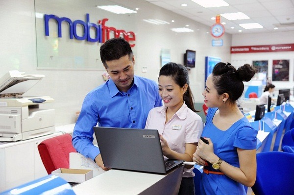 Tận hưởng gói khuyến mãi LN100, LN140 Mobifone miễn phí cho khách hàng lâu năm